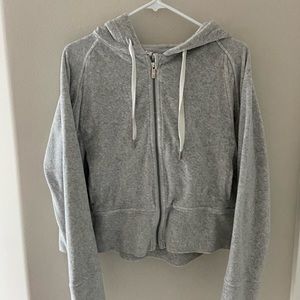 Lululemon zip up! Size Medium/Large. Slightly cropped.